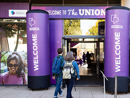 Welcome to the student union entrance