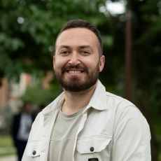 Photo of Dr Alexandros Kamplitsis 